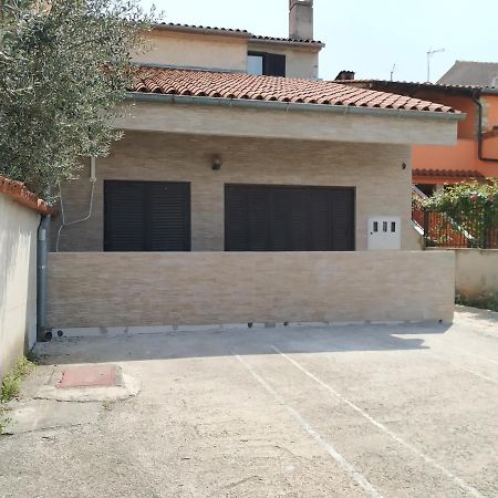 Apartmani Zlatko Pula Ngoại thất bức ảnh
