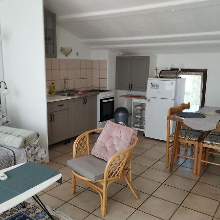 Apartmani Zlatko Pula Ngoại thất bức ảnh
