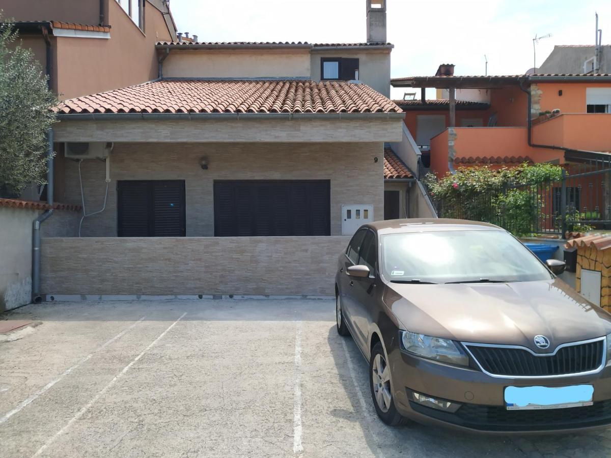 Apartmani Zlatko Pula Ngoại thất bức ảnh