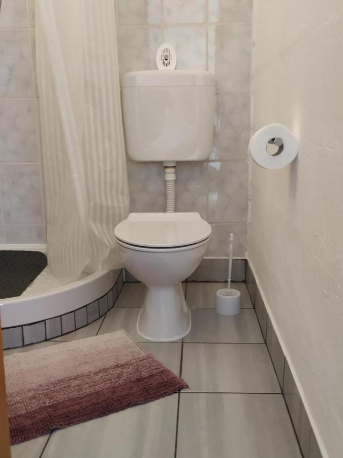 Apartmani Zlatko Pula Ngoại thất bức ảnh