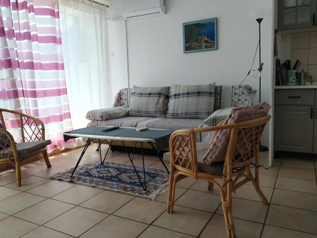 Apartmani Zlatko Pula Ngoại thất bức ảnh
