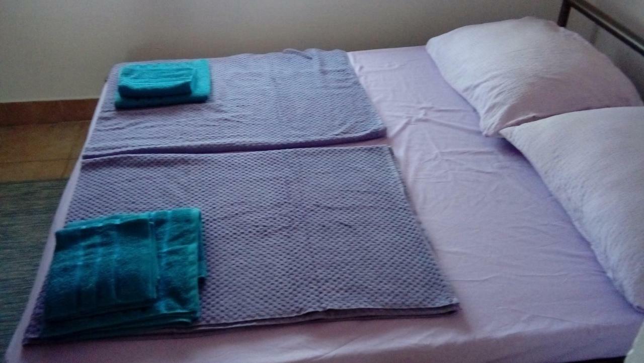 Apartmani Zlatko Pula Ngoại thất bức ảnh